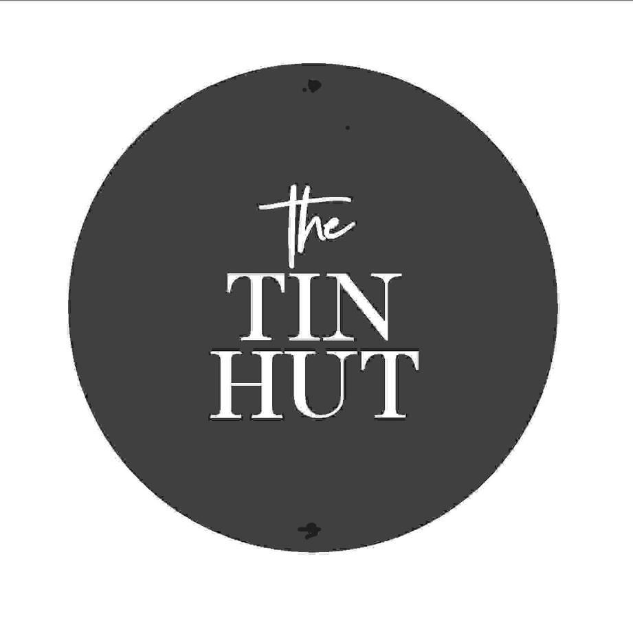 The Tin Hut Apartment เบลนิม ภายนอก รูปภาพ